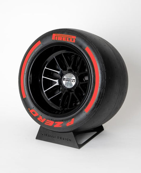 IXOOST Speaker 100W Pirelli Tyre RED 18' Scale 1:2